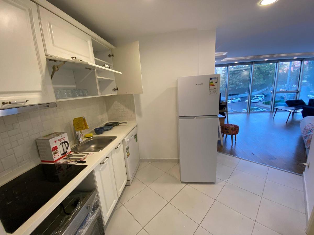 Cosy House Pool-gym-wifi-air Conditioner-car Park Apartment Istanbul